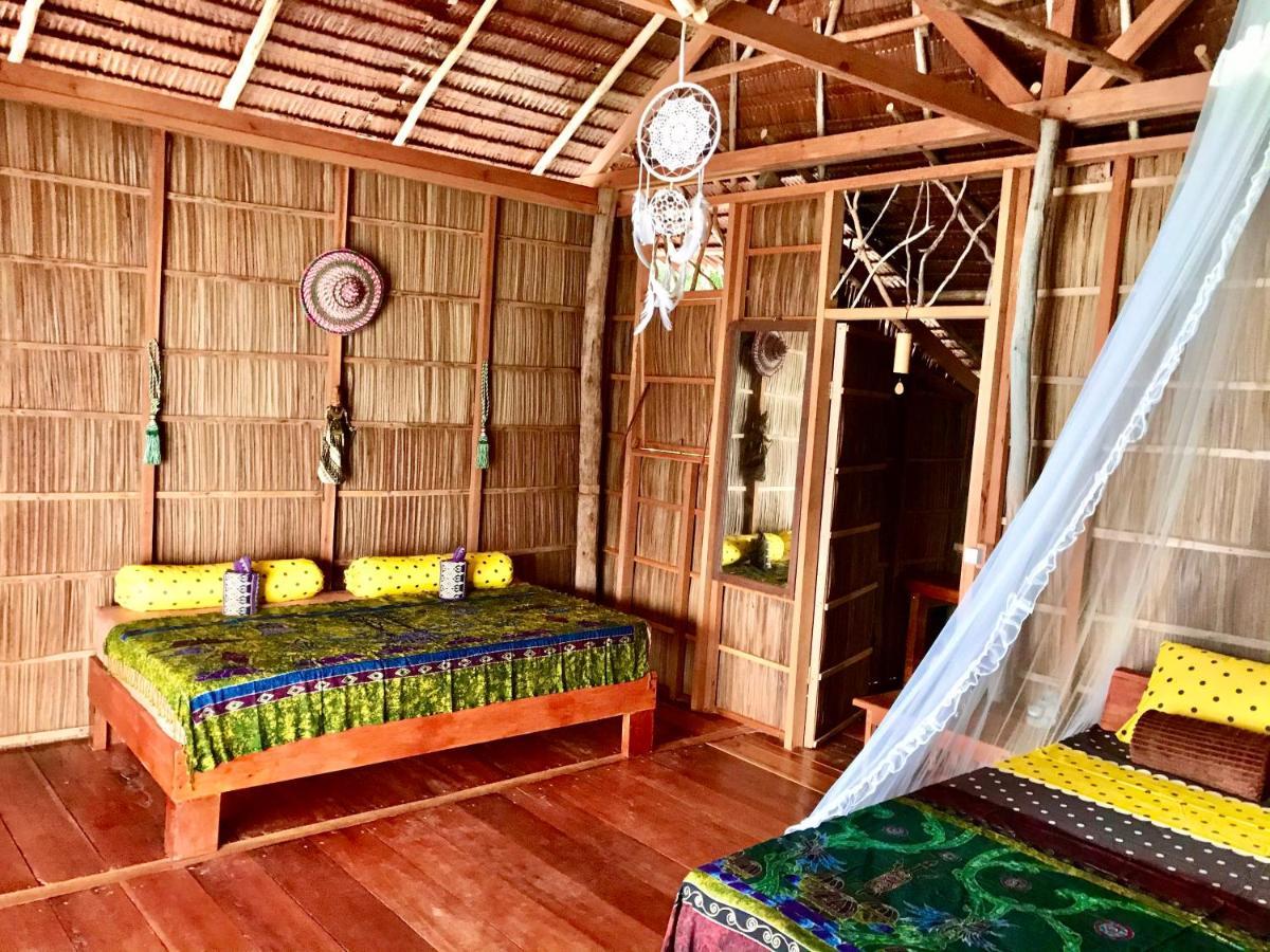 Tabari Dive Lodge Pulau Mansuar Eksteriør billede