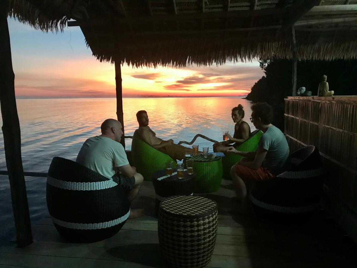 Tabari Dive Lodge Pulau Mansuar Eksteriør billede